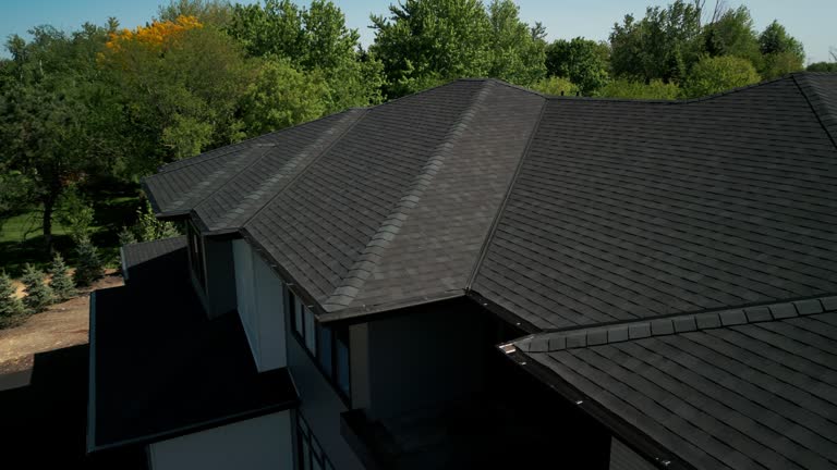 Best Roof Installation  in Loyalhanna, PA